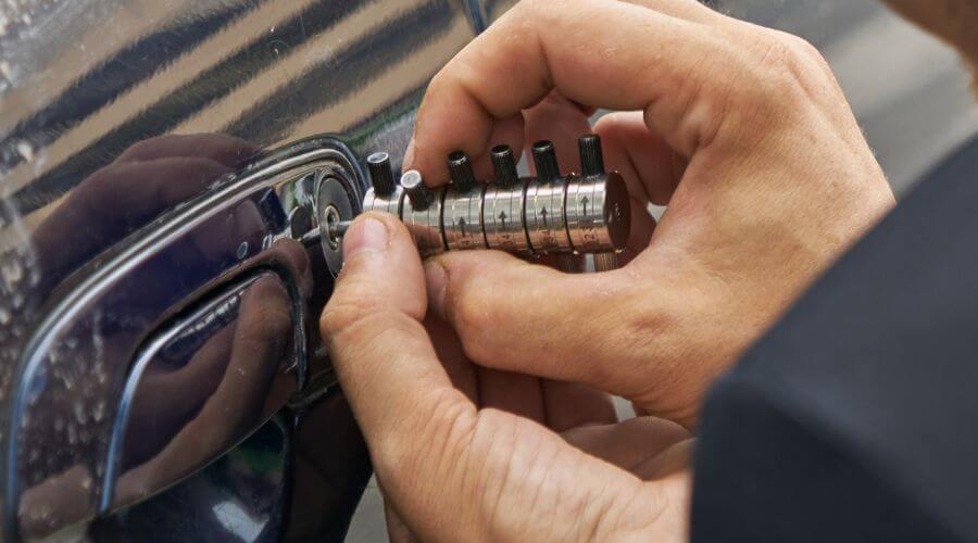 Expert Emergency Roof Repairs services in Cartwright, OK